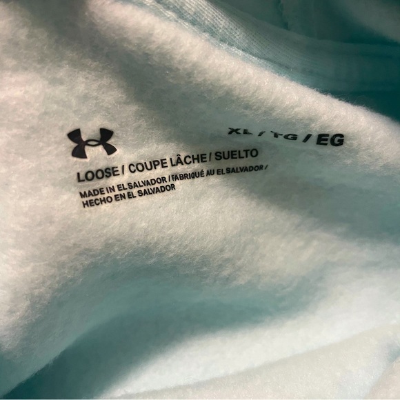 Under Armour - Picture 4 of 4